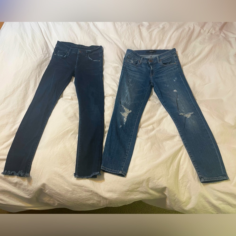 2 pairs of skinny jeans
